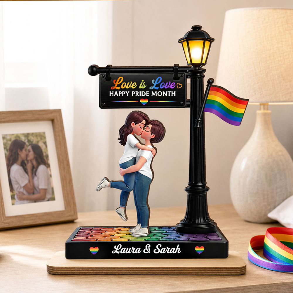 Personalised Wooden Plaque for LGBT-Couples - Couple Under Lantern Design